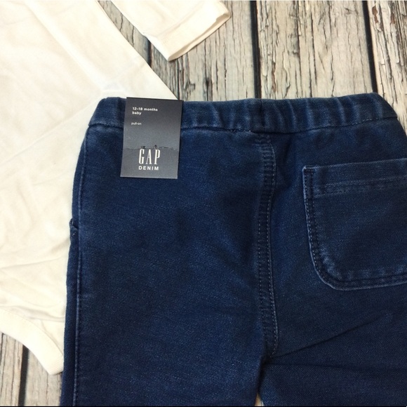 Gap Boys 12-18 Months White Logo Shirt & Soft Denim Jeans Outfit. NWT - Picture 4 of 6
